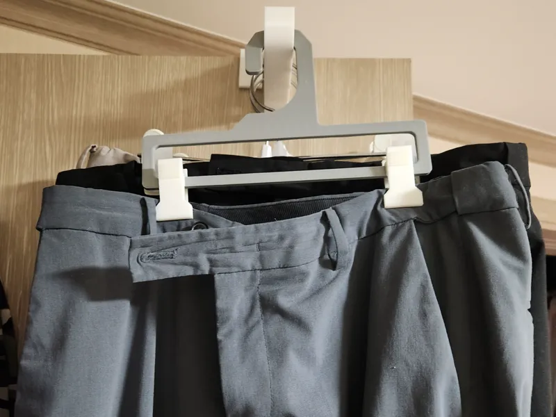 Pants Hanger with Clip