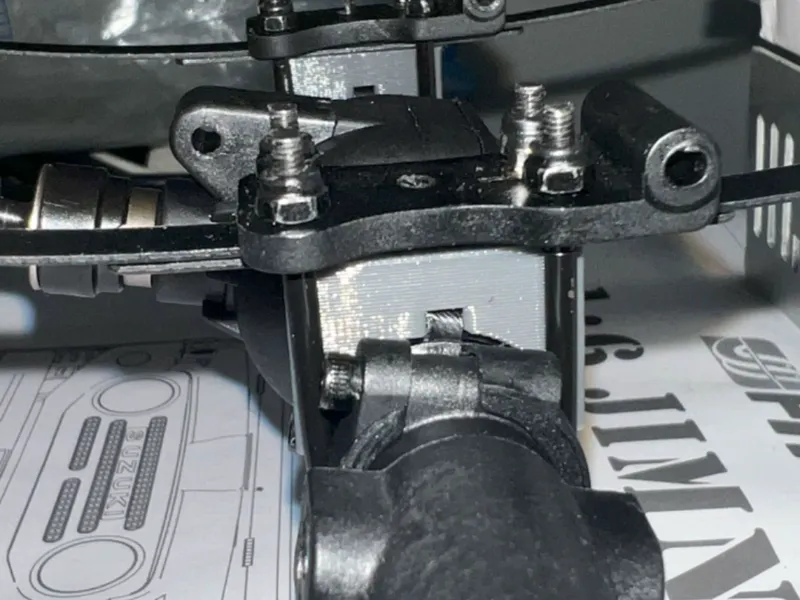 Fms Suzuki Jimny 1/6  Supporti Balestra