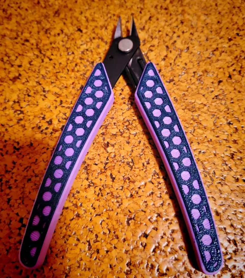 Pliers handles