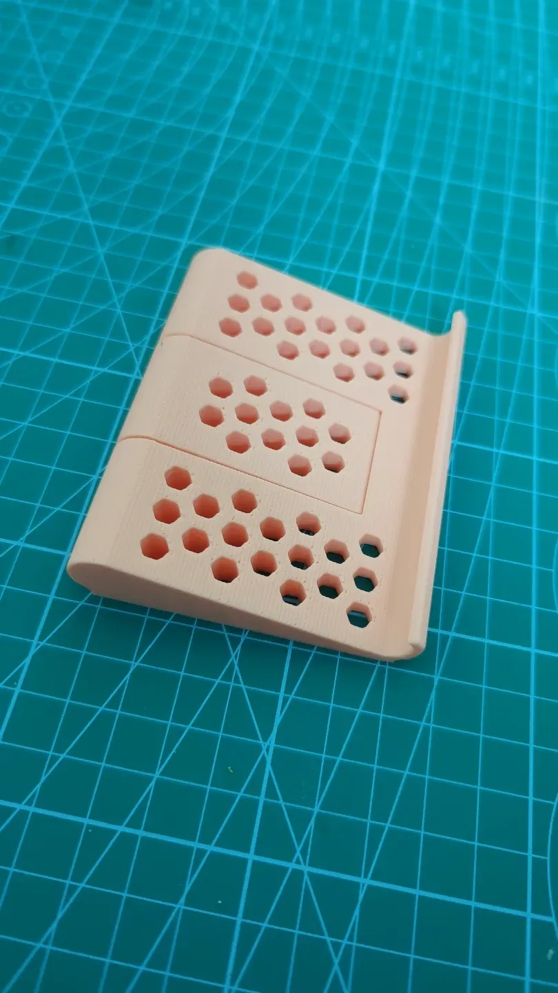 Phone stand, Onepiece printing without support by 萌小白DIY MakerWorld