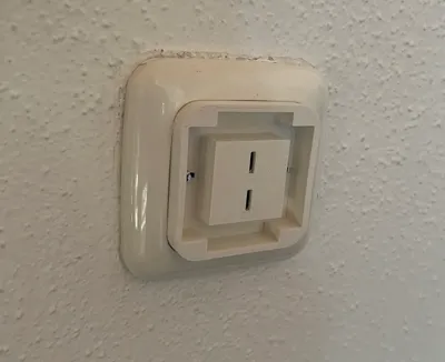Strybar Adapter for Busch Jäger light switches