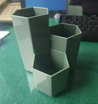 六角笔筒