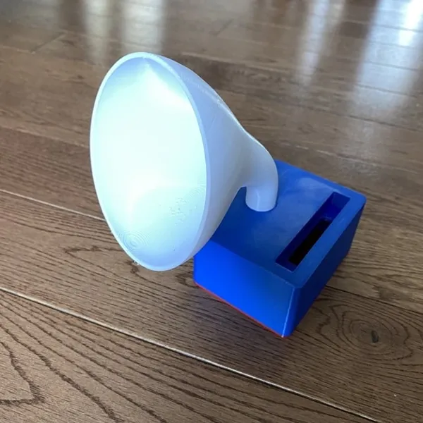 Pavillon amplificateur pour téléphone