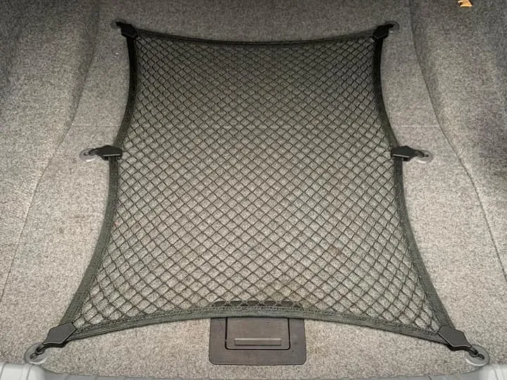 BMW 3 Series luggage net fixing clips