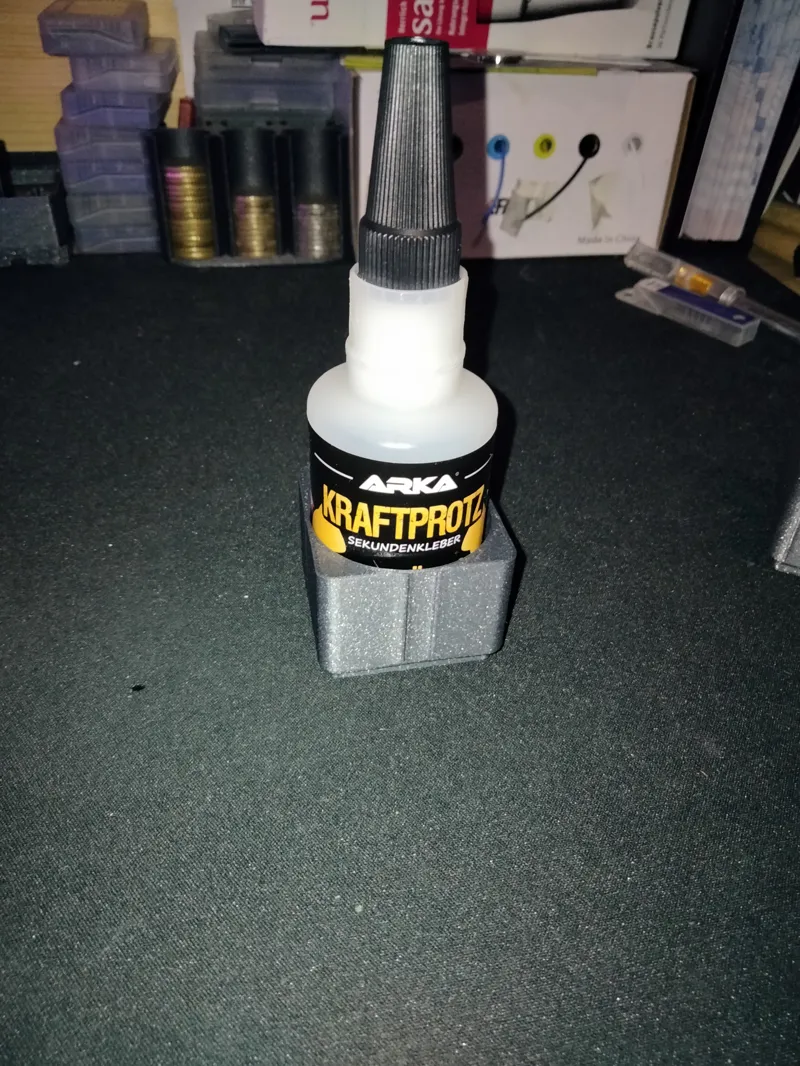 Gridfinity "Kraftprotz" Superglue Holder