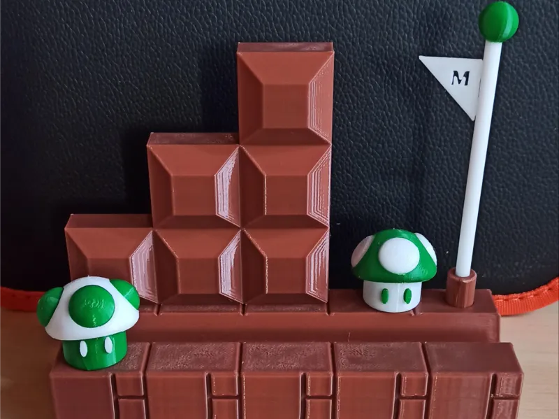 Super Mario Phone and Pen Holder