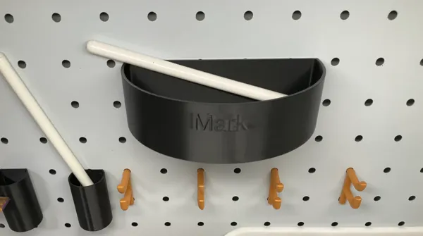 Boîte de rangement demi-lune pour panneau perforé