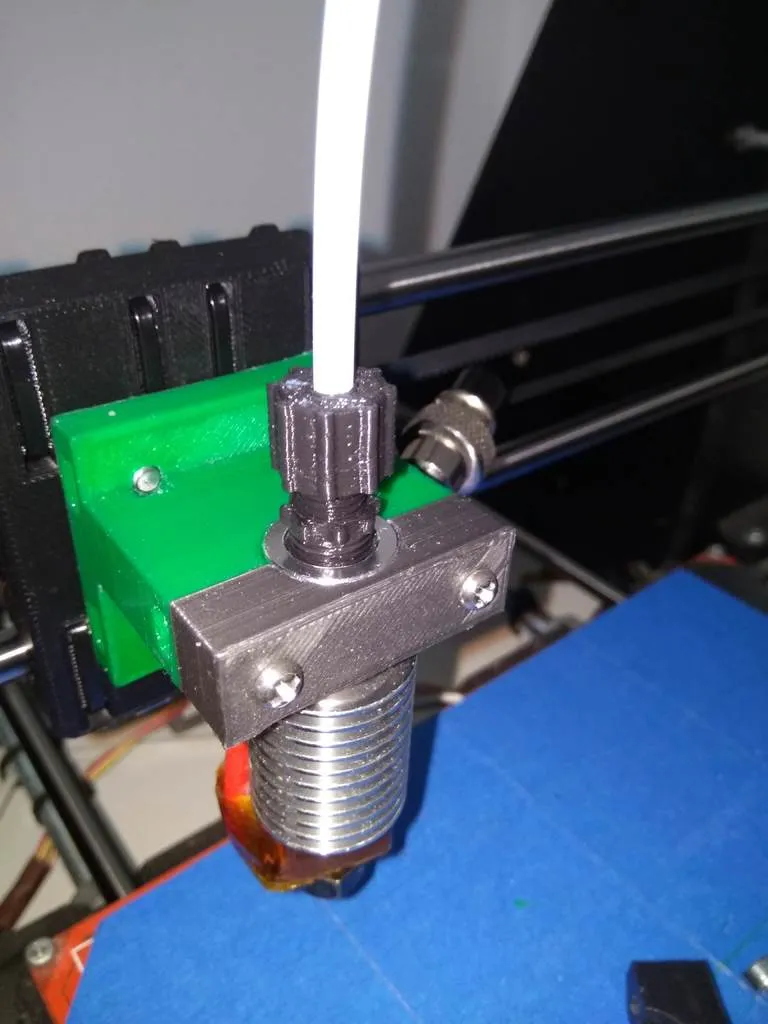 Bowden PTFE tube adapter