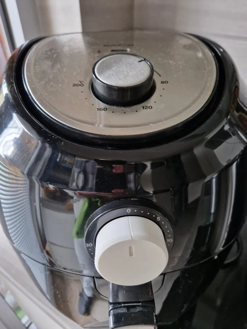 Inventum GF552HL airfryer timer knob