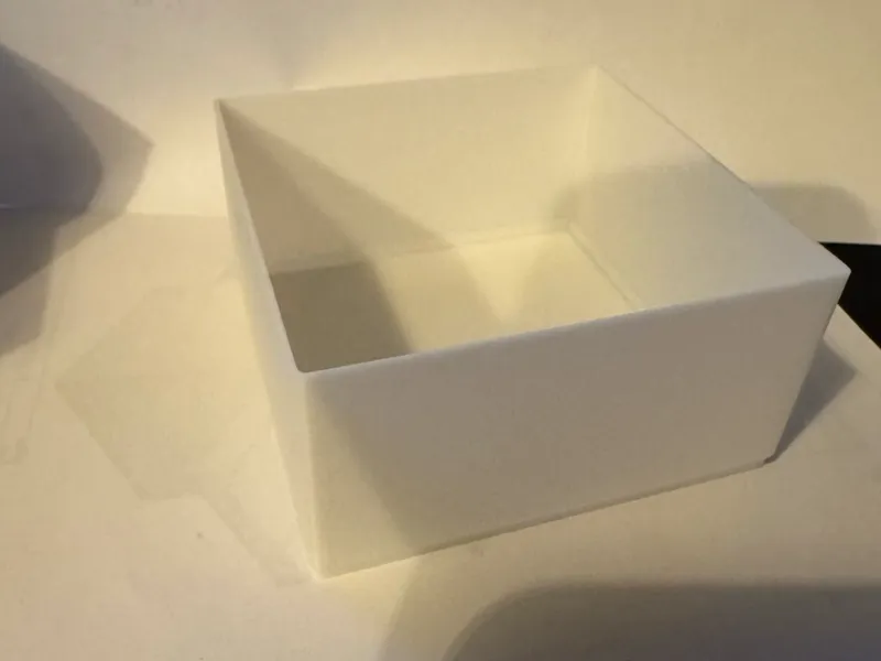 Stacking box 84x84mm