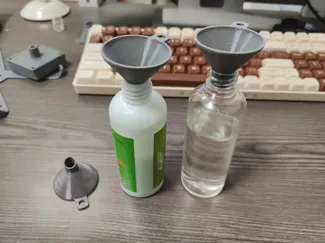 短嘴宽口小漏斗，适用K30聚维酮配小喷瓶