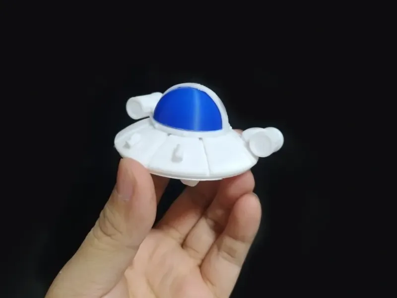 瑞克的飞碟车 Rick UFO Car