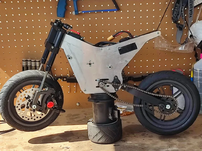 Open source moto RC 1/3