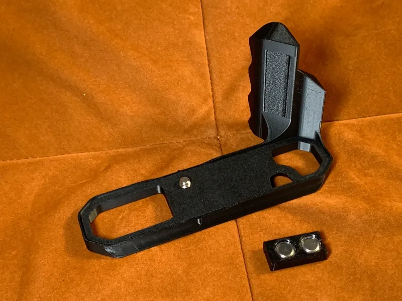 Nikon FE/FM系列相机手柄（可内藏备用电池） Grip for Nikon FE/FM