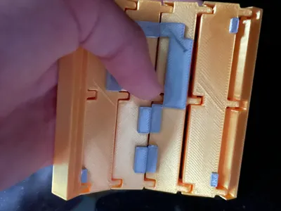 Articulating Lucky Block