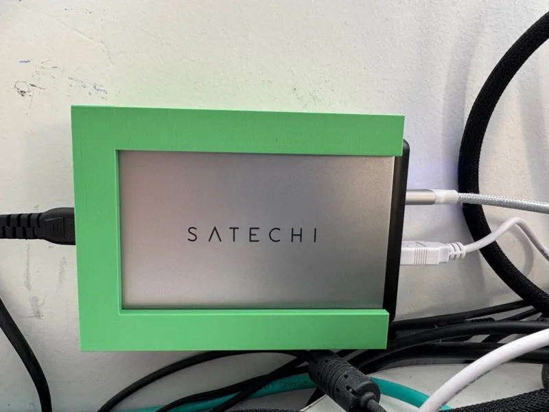 Satechi 108W Wall mount
