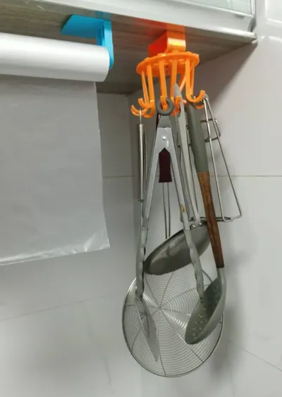 Punch-Free and Glue-Free Kitchen Storage Shelf