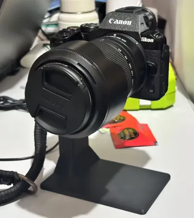 Nikon Z30 Stand