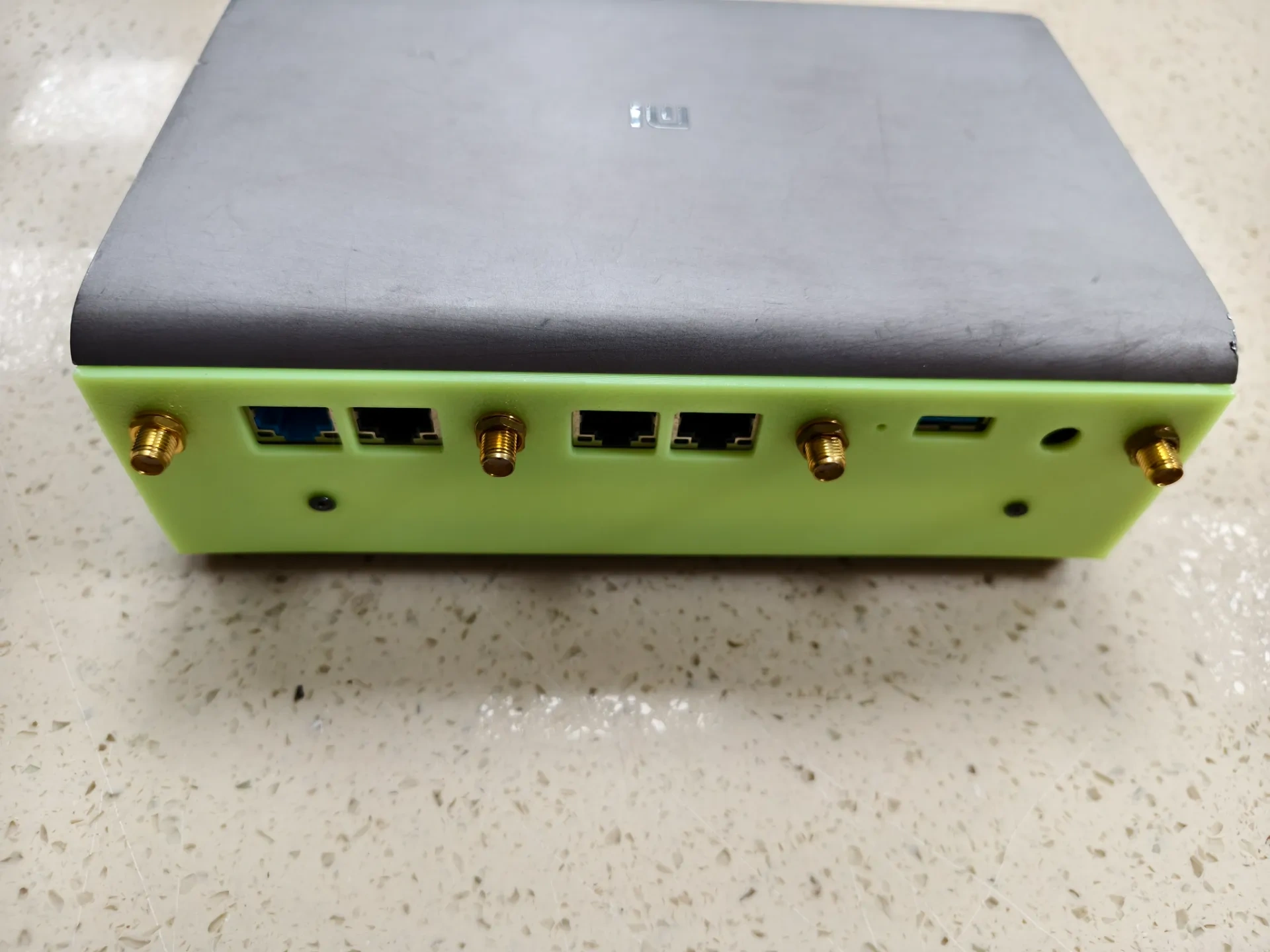 Xiaomi Router Pro Backplate by 味不精 - MakerWorld