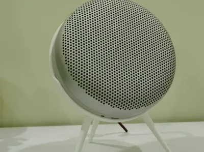 B&O A1 Base A1 turns into A9
