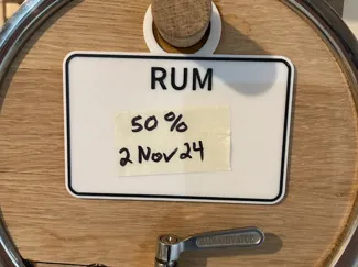 Badmo Barrel Sign