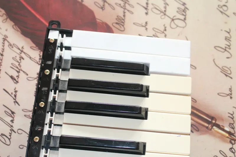 Réparation clavier synthétiseur Yamaha PSR-79