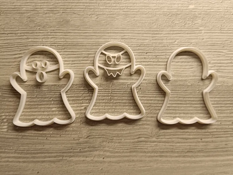 Cookie cutter ghost