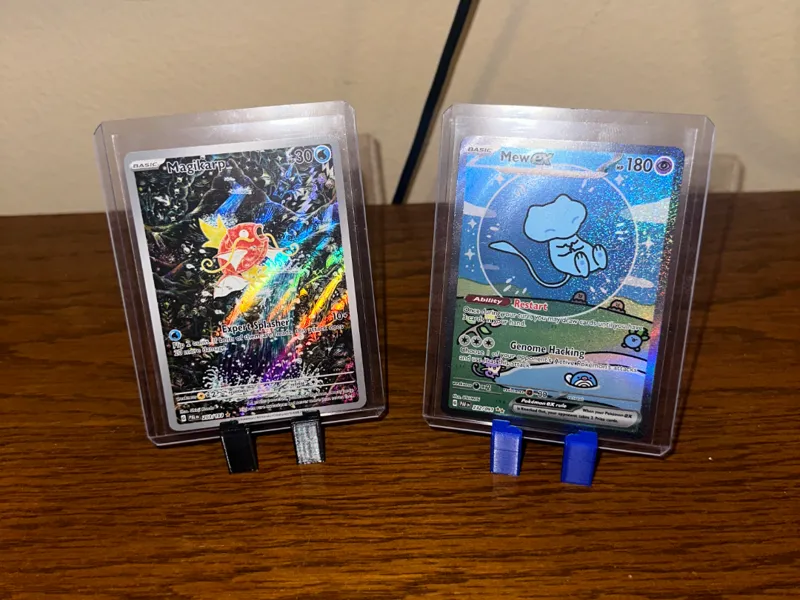 Toploader display stand