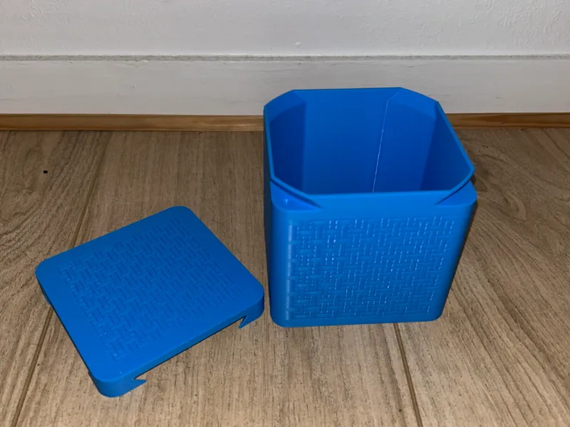 Impossible "Dovetail" 4 inch square box (Textured)