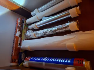 Foil (baking sheet / wrap)  hanger (organizer)