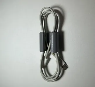 Simple cable holder