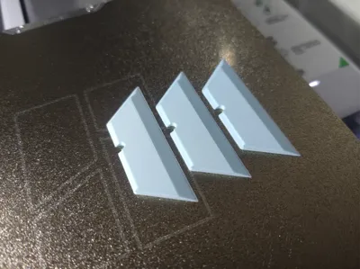 Trapezoidal blade