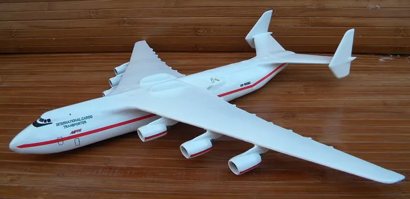 Antonov An-225