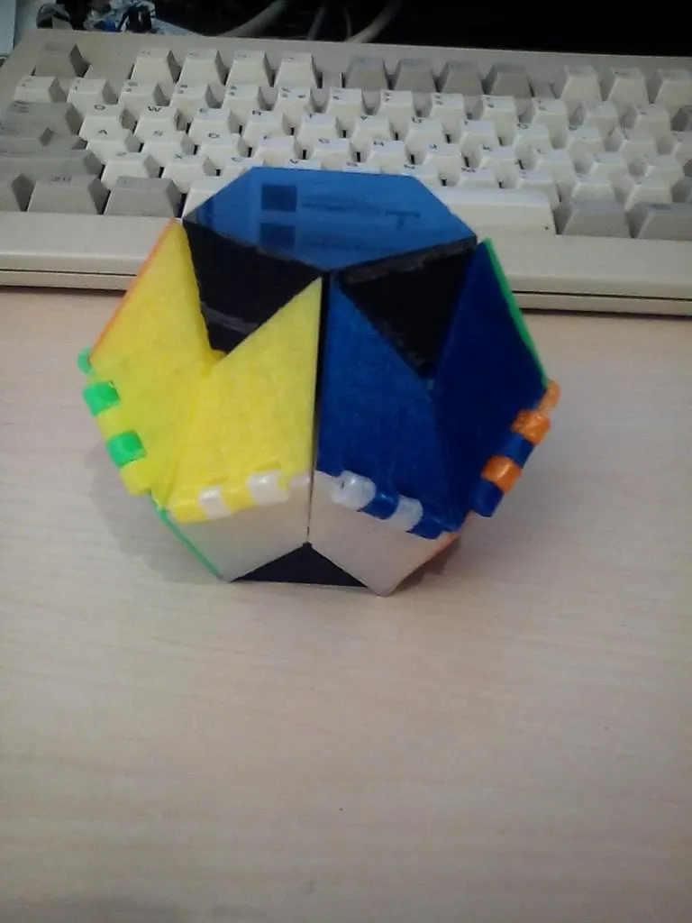Evertible Platonic Solids
