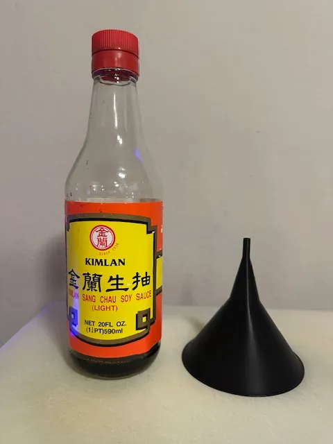 Kimlan Bottle Soy Sauce Funnel by Federico M - MakerWorld