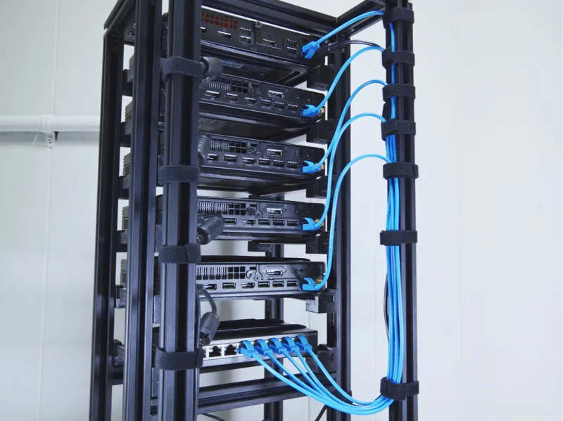 Mini PC Sever Rack