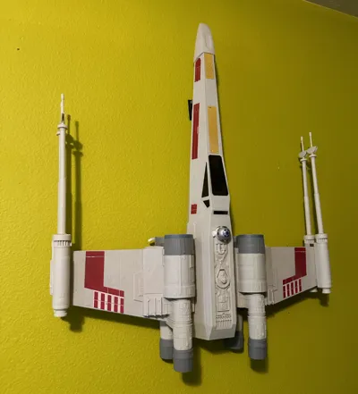 Hero Scale X-Wing Wall Mount