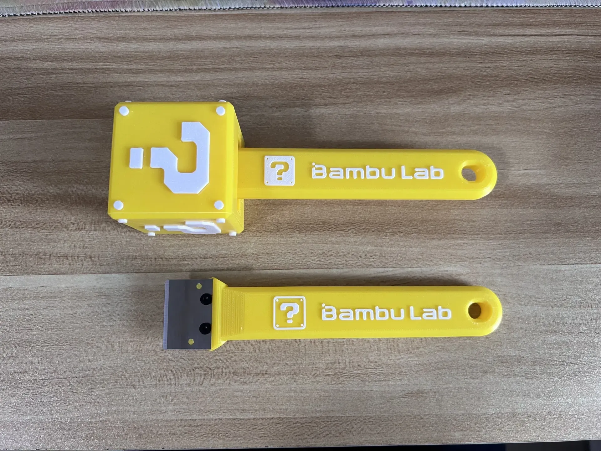 Bambu拓竹热床刮刀 拓竹热床铲刀 原厂刀片(马里奥版) - 免费 3D 打印模型 - MakerWorld