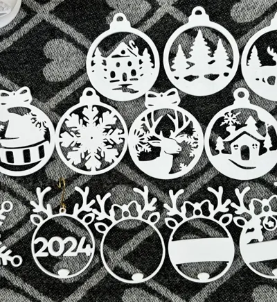 Different "2D" 2024 Christmas balls