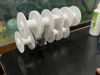 Thread spool holder table clamp