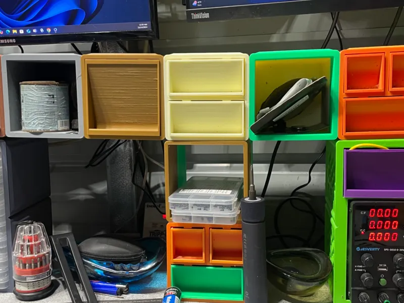 M.O.D.S   Modular Organizer and Display System