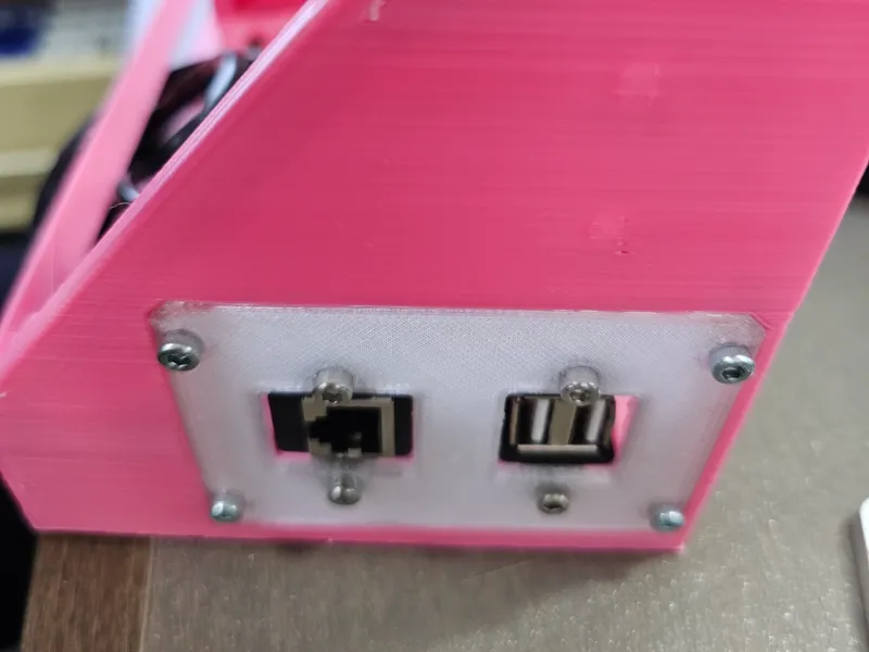 Omnibox side panel for 1X RJ45 + 1X dual USB ports