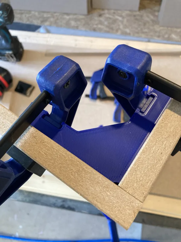 Clamping square