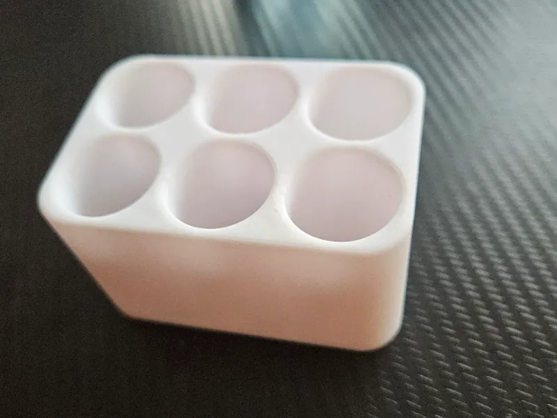 Box for liquids vape