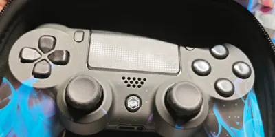 PS4 controller micro-motion buttons