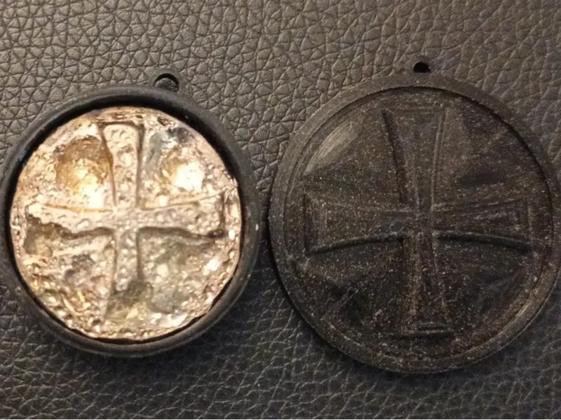 Knights Templar coin pendant