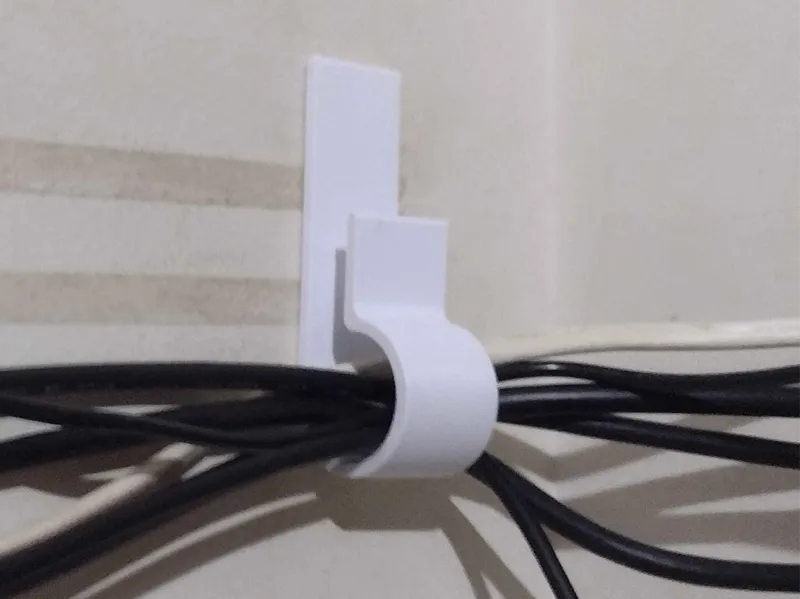 Cable wall clip (no holes)