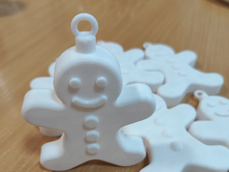 Gingerbread man bauble - great for painting