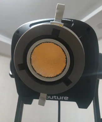 爱图仕 Aputure storm1200X 宝荣口转宝荣口