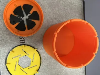 Rotating Ashtray